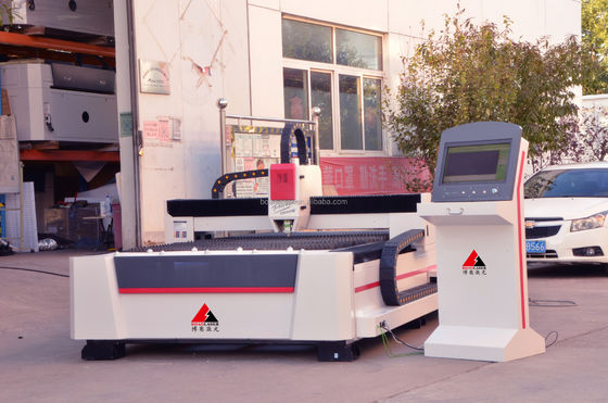 een enkele werktafel glasvezellasersnijmachines voor metaal, staal en aluminium...